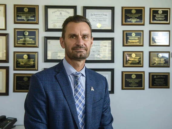 Dr. Todd Vanderah